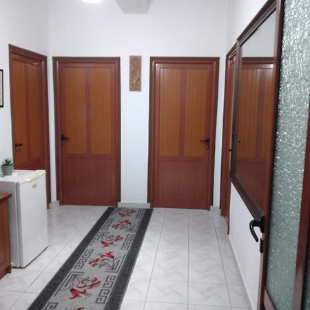 White Villa Berat Ngoại thất bức ảnh