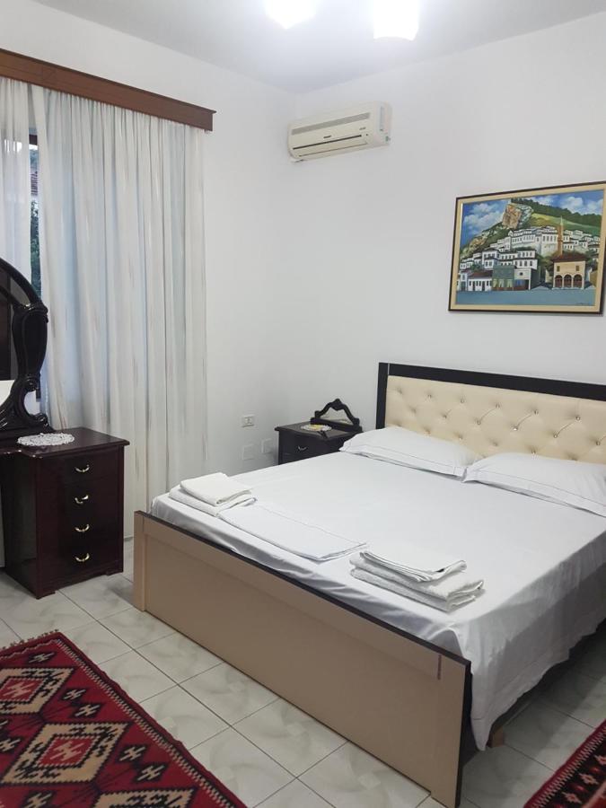White Villa Berat Ngoại thất bức ảnh
